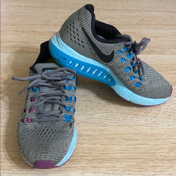 nike zoom structure 19